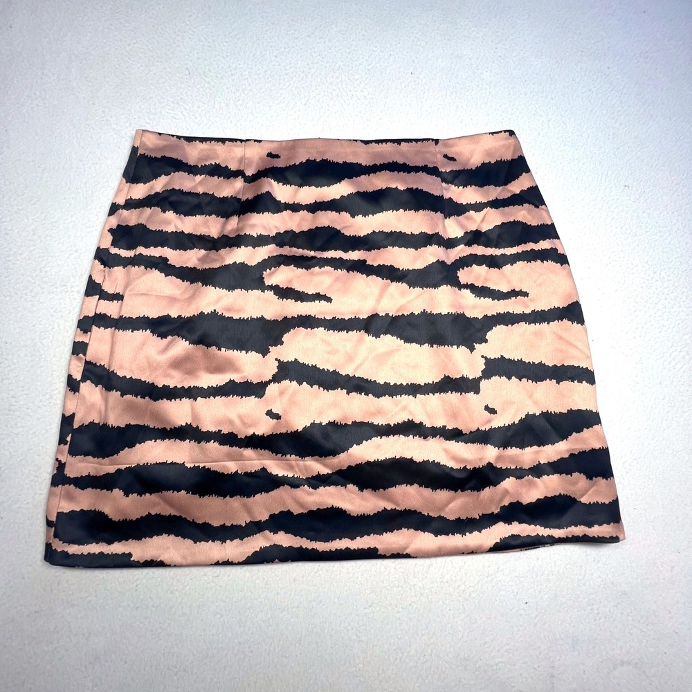 Akaiv Mini Skirt Large Black Beige Abstract Animal Print Party Cocktail Fashion